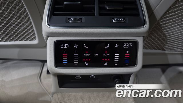 Audi A6 2025 — photo 30