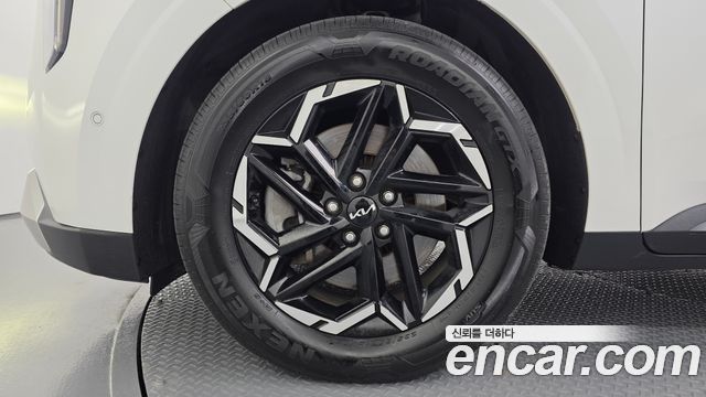 Kia Canival 2024 — photo 5
