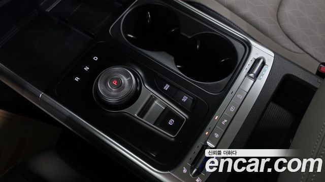 Kia Canival 2024 — photo 9