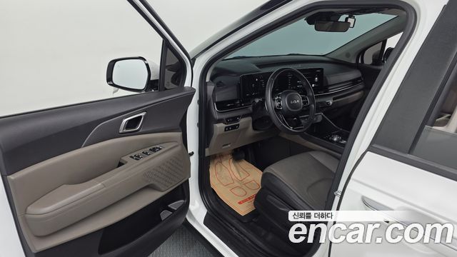 Kia Canival 2024 — photo 10