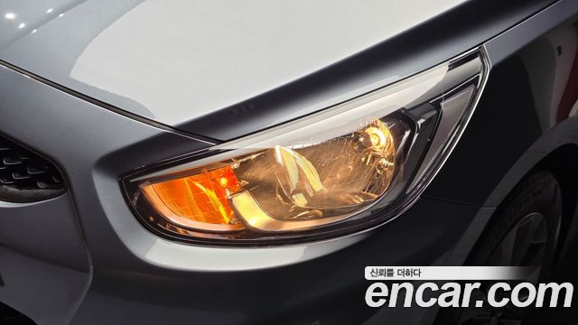 Hyundai Accent 2019 — photo 8
