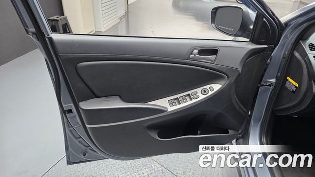 Hyundai Accent 2019 — photo 14