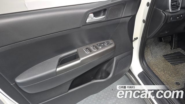 Kia Sportage 2021 — photo 14