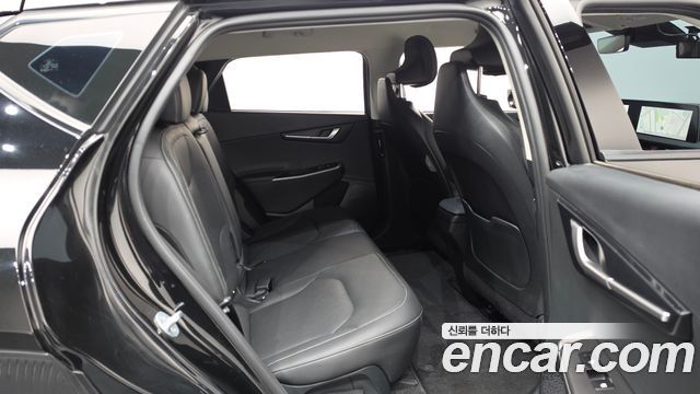 Kia EV6 2023 — photo 12