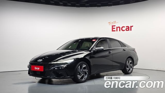 Hyundai AVANTE 2024 — photo 1