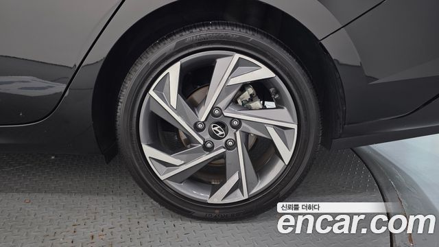 Hyundai AVANTE 2024 — photo 7