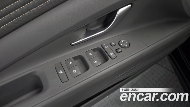 Hyundai AVANTE 2024 — photo 27