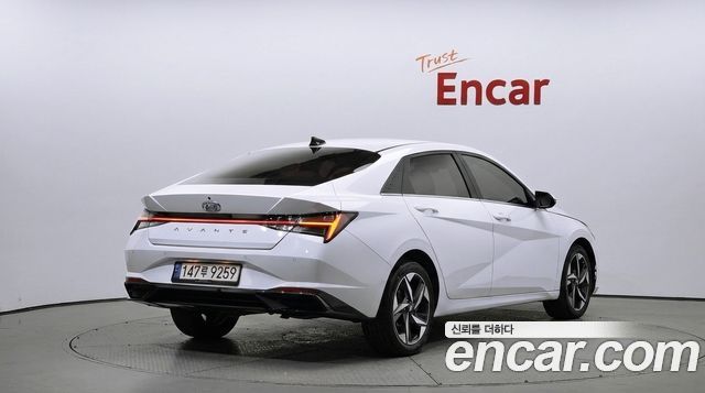 Hyundai AVANTE 2021 — photo 2