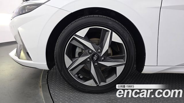 Hyundai AVANTE 2021 — photo 5