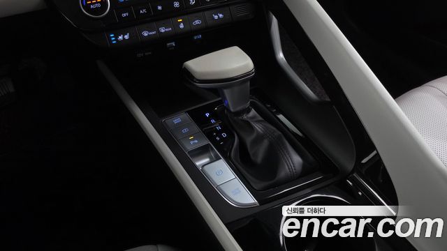 Hyundai AVANTE 2021 — photo 9