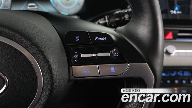 Hyundai AVANTE 2021 — photo 17