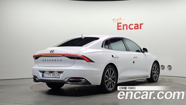 Hyundai Grandeur 2023 — photo 2