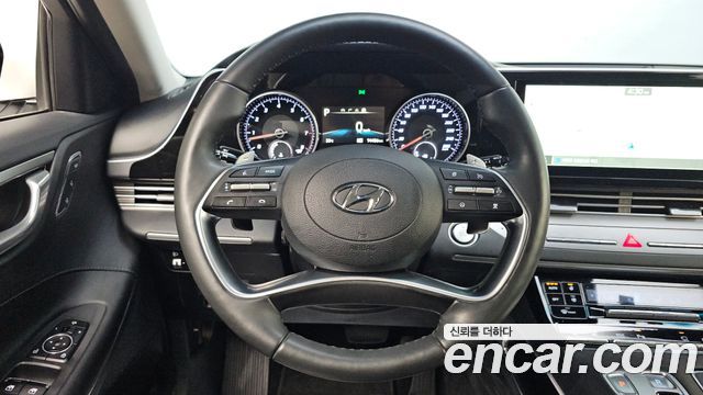 Hyundai Grandeur 2023 — photo 13
