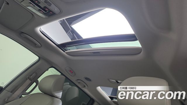 Kia Canival 2018 — photo 23