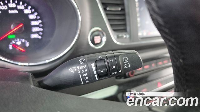 Kia Canival 2018 — photo 27