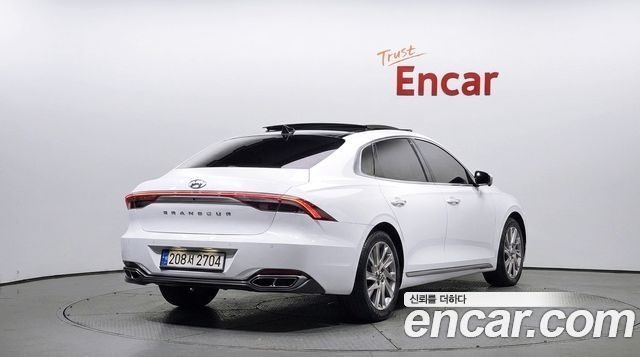 Hyundai Grandeur 2022 — photo 2