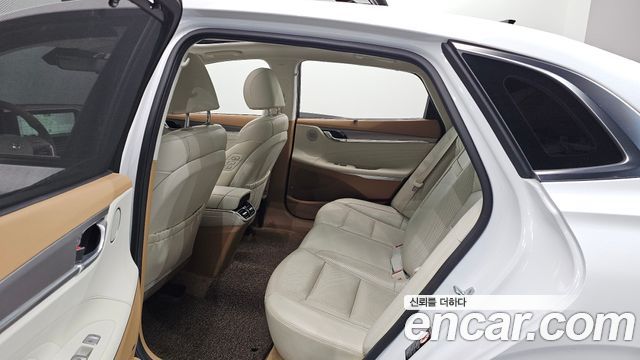 Hyundai Grandeur 2022 — photo 18