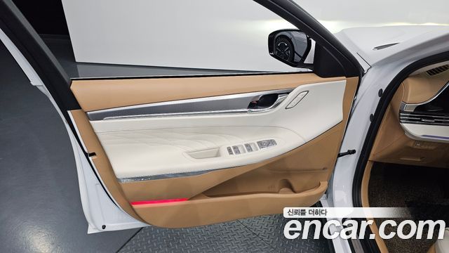 Hyundai Grandeur 2022 — photo 14