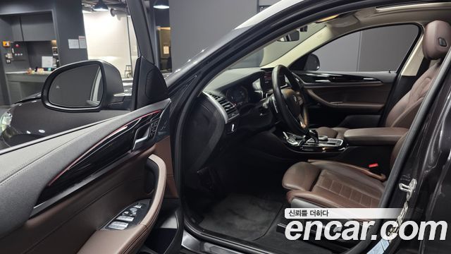 BMW X4 2022 — photo 10
