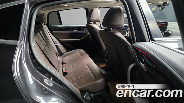 BMW X4 2022 — photo 12