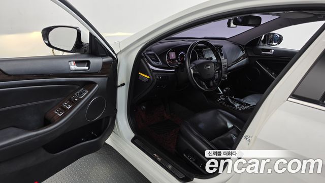 Kia K7 2016 — photo 13