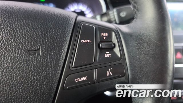 Kia K7 2016 — photo 21