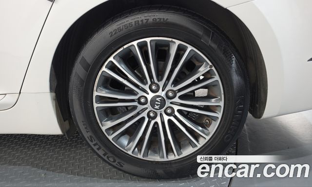 Kia K7 2016 — photo 7
