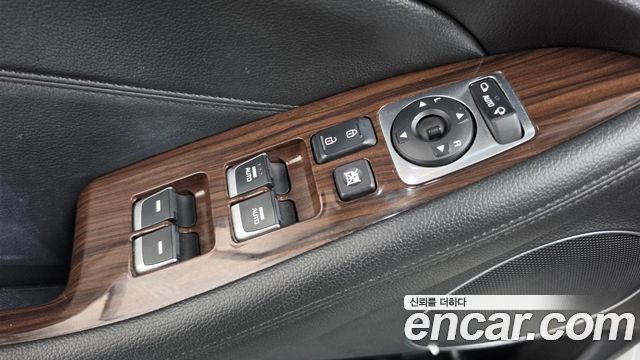 Kia K7 2016 — photo 30