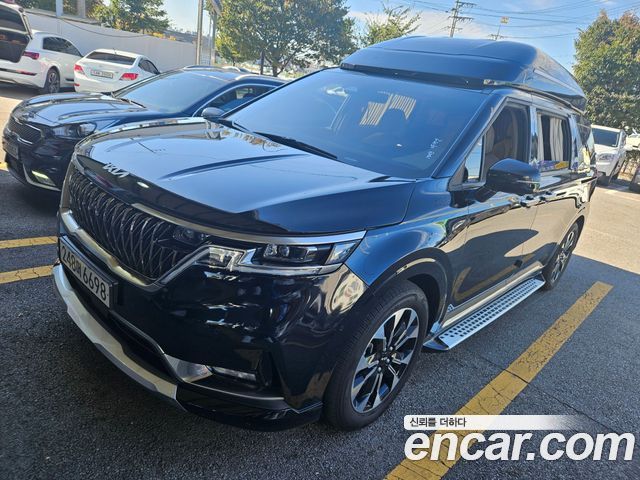 Kia Canival 2023 — photo 1