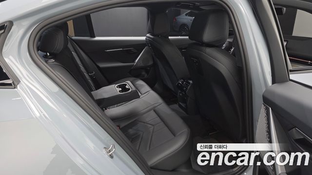 BMW 5-Series 2024 — photo 17