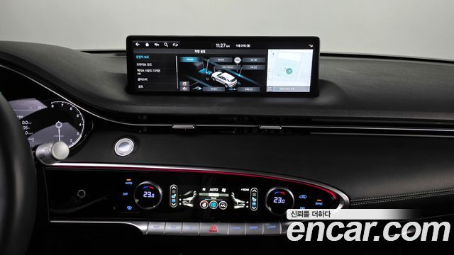 Genesis GV70 2023 — photo 12