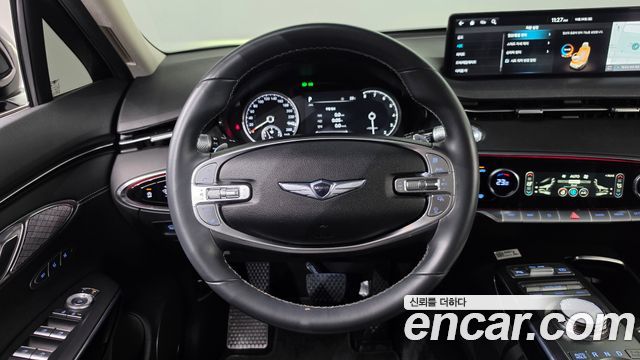 Genesis GV70 2023 — photo 13