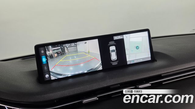 Genesis GV70 2023 — photo 14