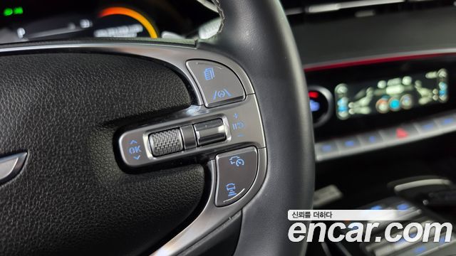 Genesis GV70 2023 — photo 15