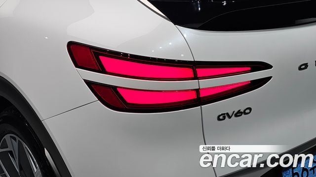Genesis GV60 2022 — photo 9