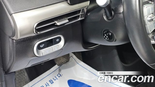 Genesis GV60 2022 — photo 29