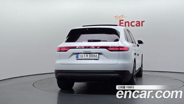 Porsche Cayenne 2020 — photo 4