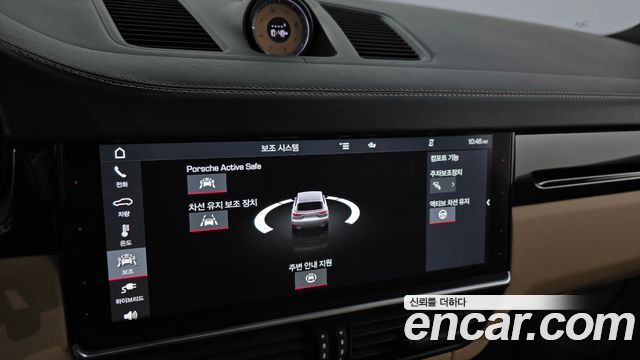 Porsche Cayenne 2020 — photo 35