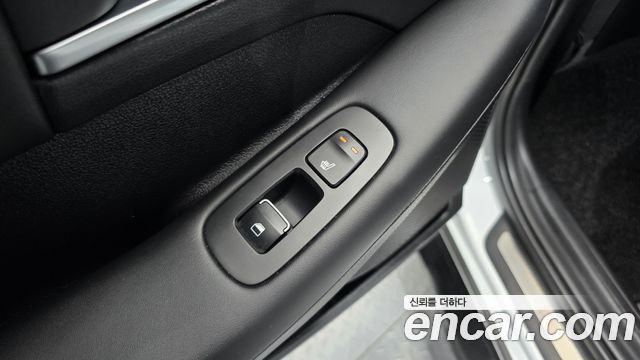 Hyundai Sonata 2020 — photo 28