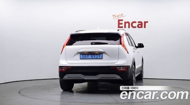 Kia Niro 2023 — photo 4