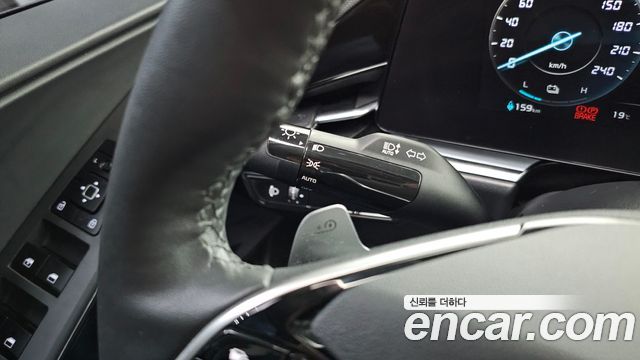 Kia Niro 2023 — photo 25
