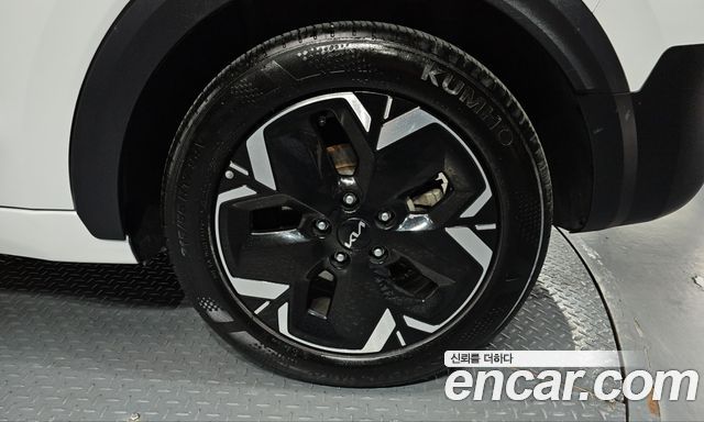 Kia Niro 2023 — photo 7