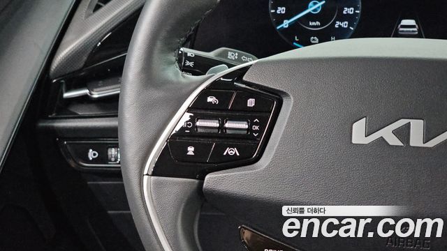 Kia Niro 2023 — photo 28