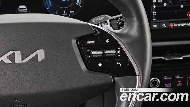 Kia Niro 2023 — photo 29