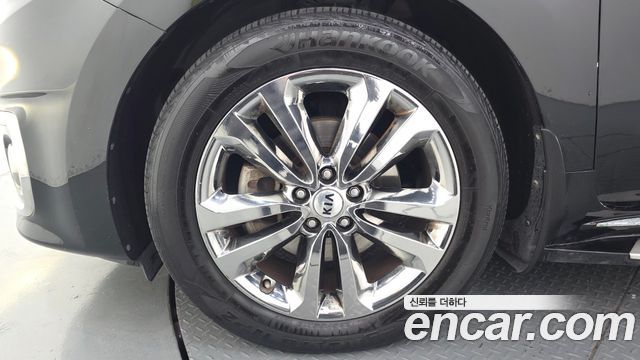 Kia Canival 2017 — photo 5