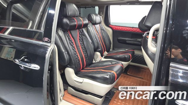 Kia Canival 2017 — photo 11