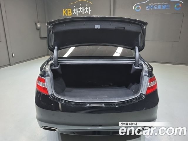 Hyundai Grandeur 2017 — photo 10