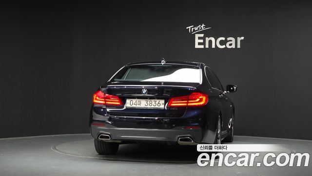 BMW 5-Series 2018 — photo 4
