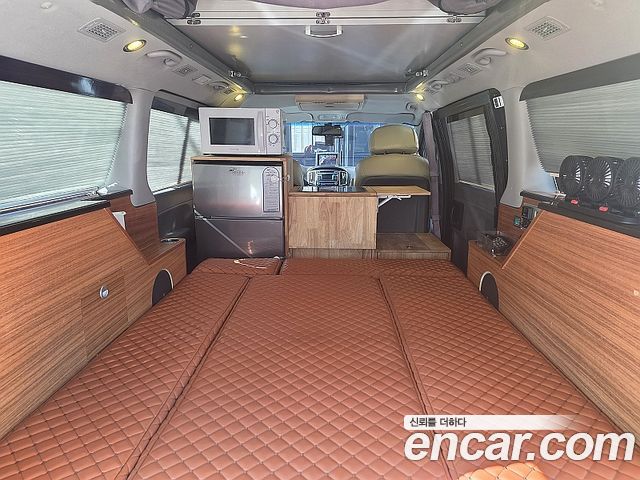 Hyundai Starex 2018 — photo 9
