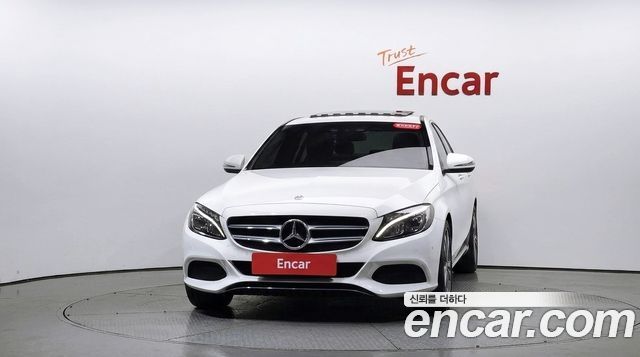 Mercedes-Benz C-Class 2018 — photo 3